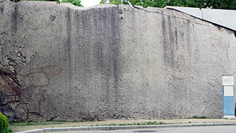 大阪城内で最大規模を誇る蛸石